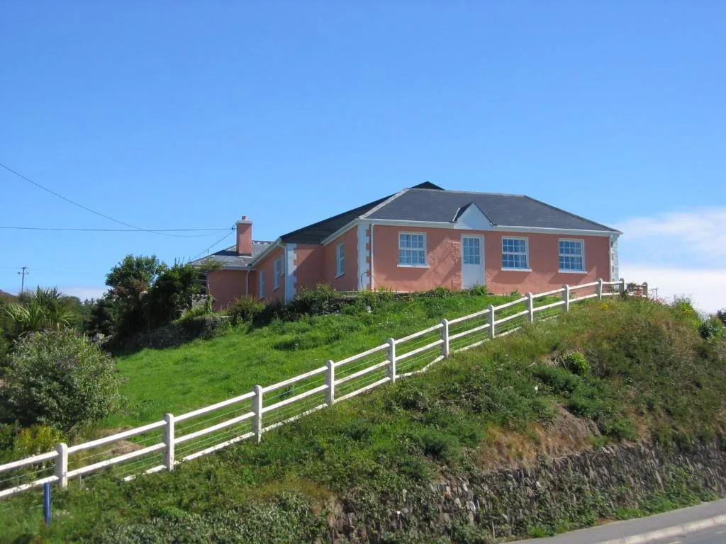 Cottage Heights B&B, hotel em Castletownbere