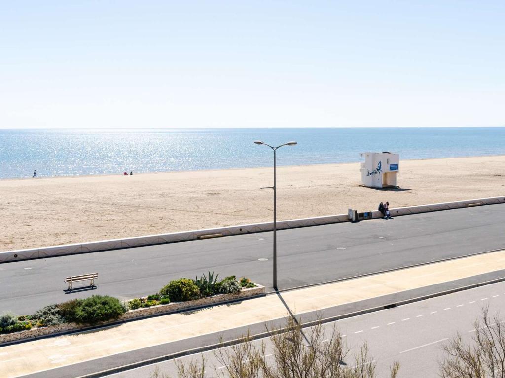 Appartement T2 en front de mer avec balcon à Narbonne Plage - FR-1-409-263 - 4