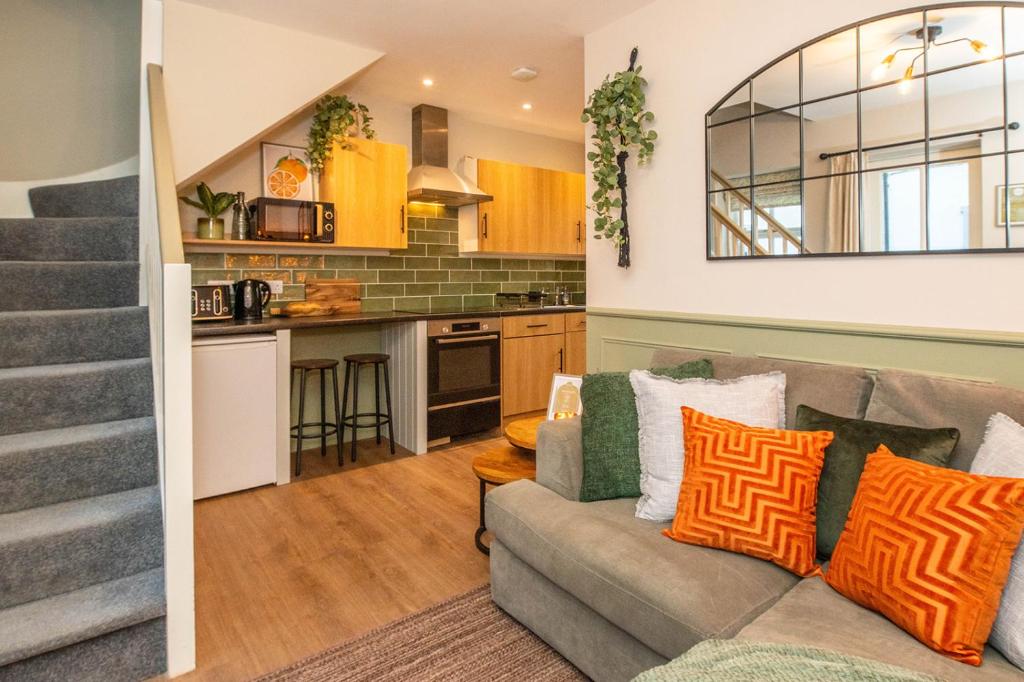 Henry's Cottage - Cosy Countryside Escape, High Bentham