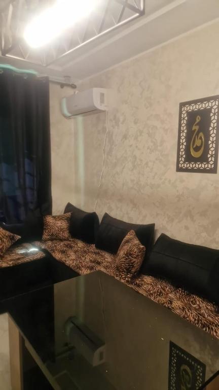 Aswak salam,Moh, Udžda