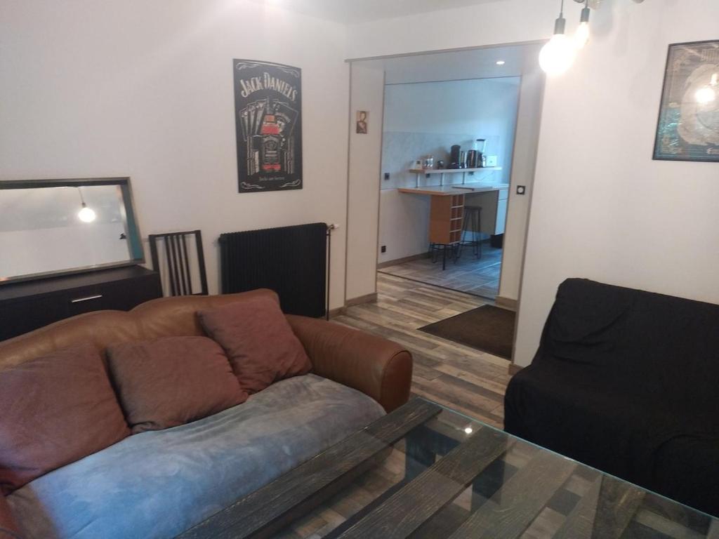 Appartement dans copropriété arborée, Saint-Jacques-de-la-Lande