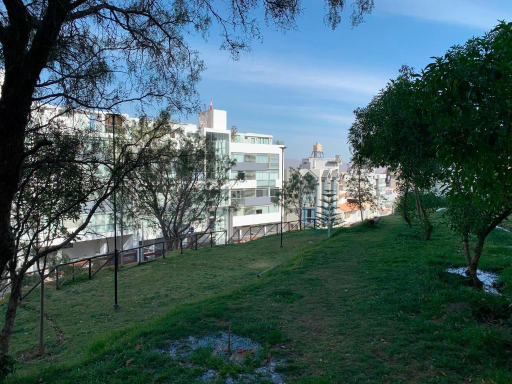 LUXURY CAYMA - La mejor vista a la campiña sin salir de la ciudad - 2