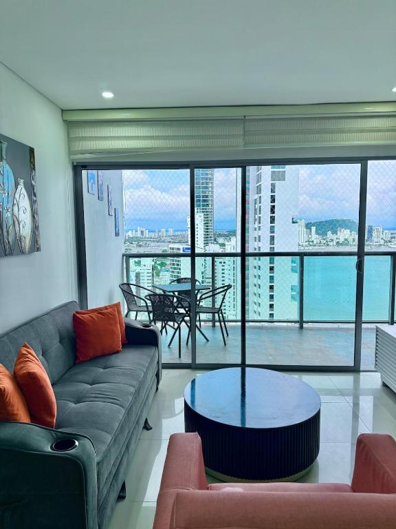 Apartamento en bocagrande con balcon y vista al mar - 4