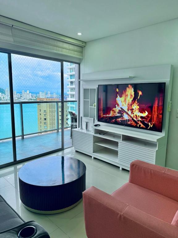 Apartamento en bocagrande con balcon y vista al mar - 1