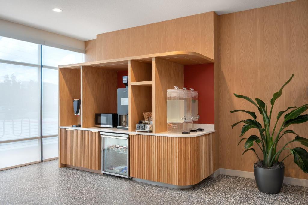 Even Orlando International Airport By IHG
