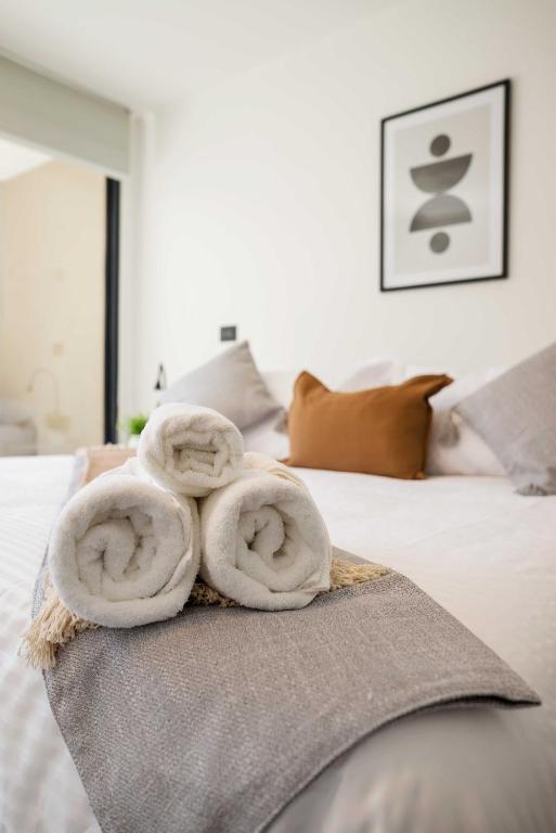 Stylish 2BR Urban Retreat in Providencia - 4