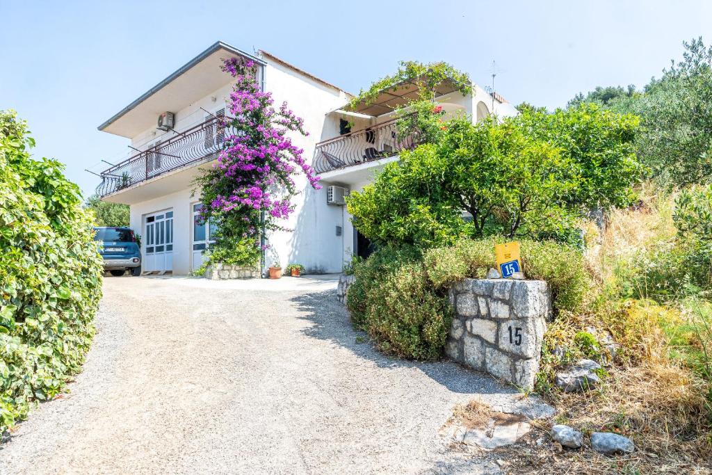 Apartment Vito, Podgora