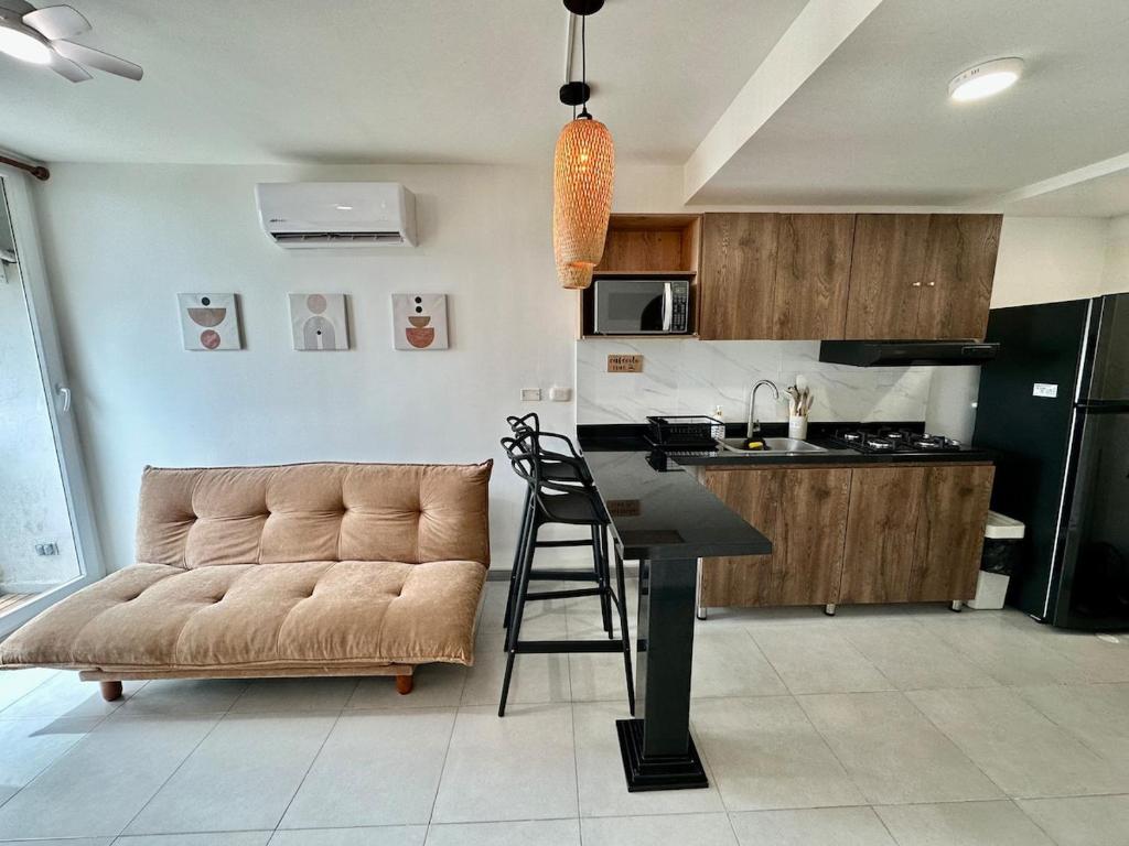 Modern Beach-Center just a few steps away in Torices - 1