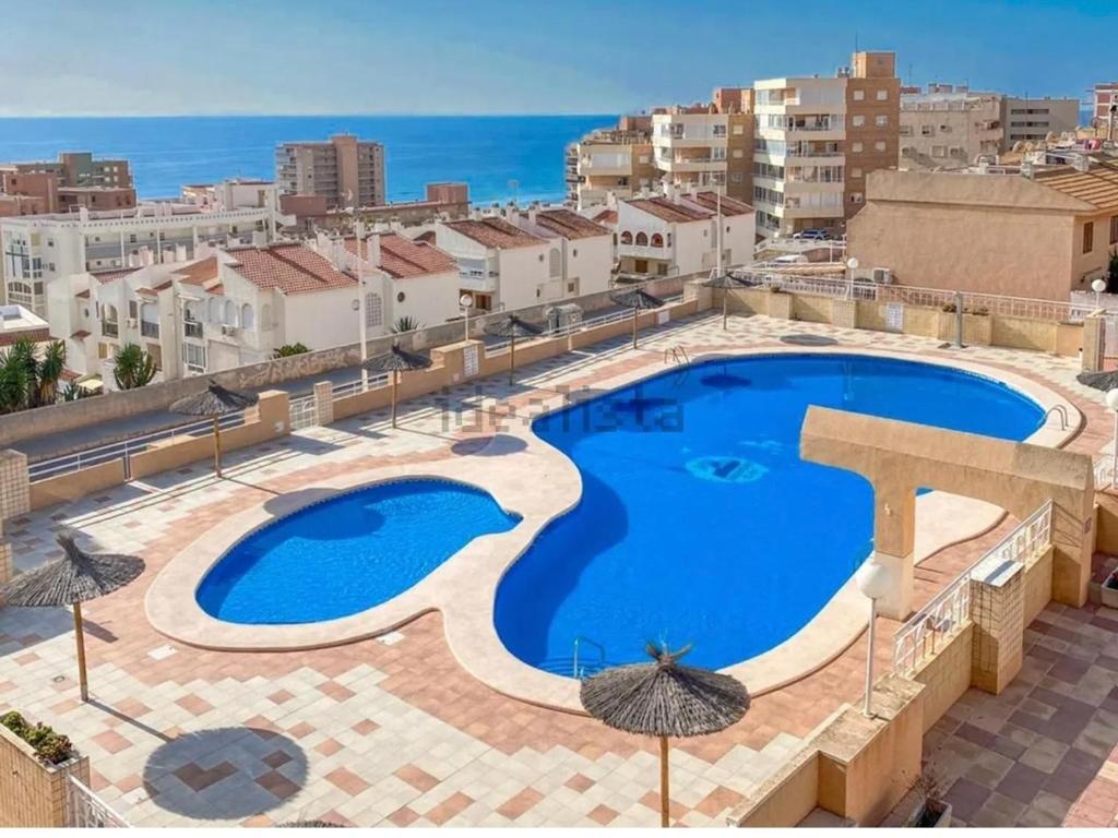 Costamar bungalow familiar, piscina y terraza, a 5 min de la playa - 4