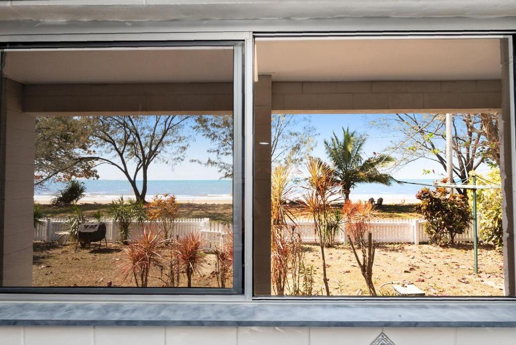 Beachfront Bliss at Saunders Beach, Saunders Beach