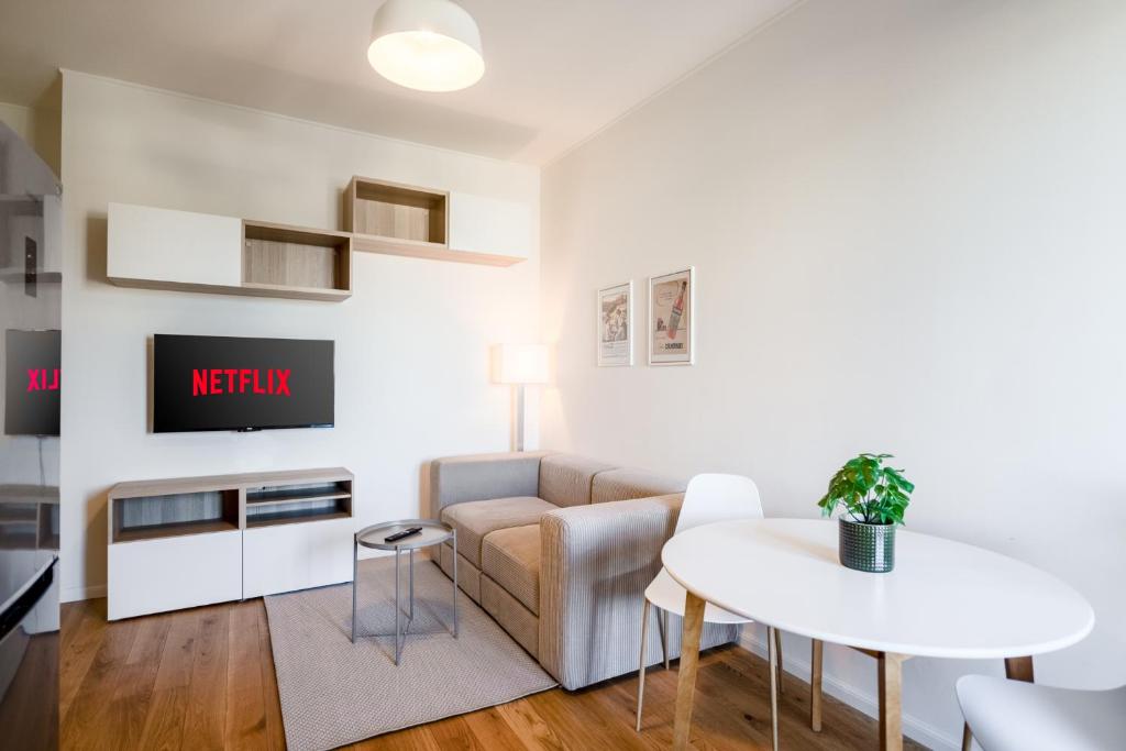 Design Flat with Terrace at 10 min San Siro Stadium - 5