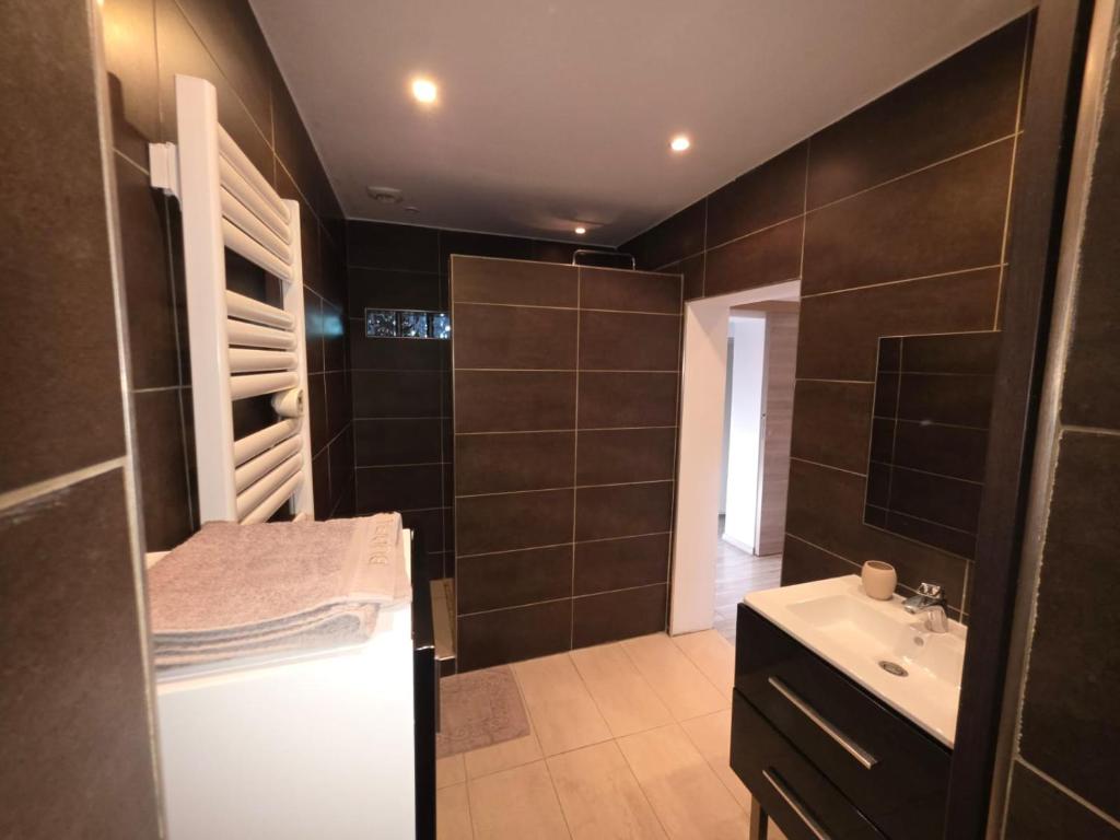 jolie appartement avec piscine - 4