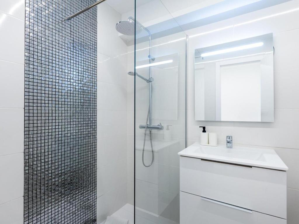Stylish 179 Parque Santiago 2, front of the sea - 4