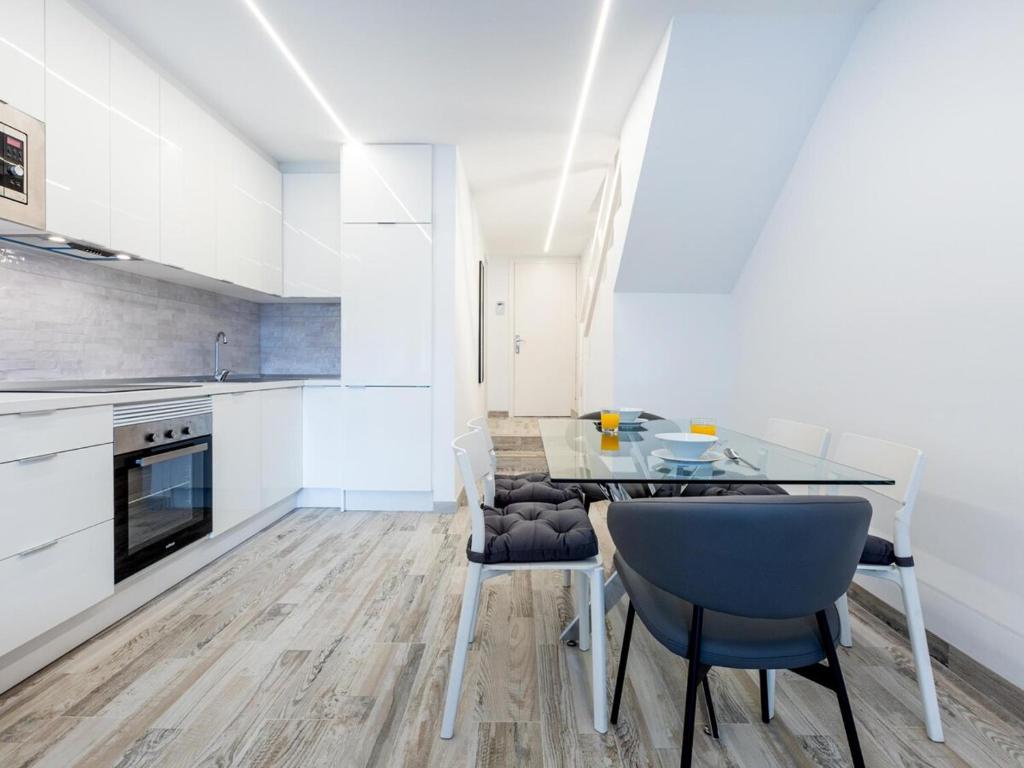 Stylish 179 Parque Santiago 2, front of the sea - 5