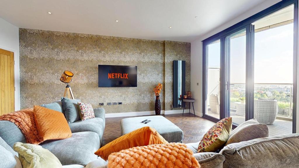 Panorama Penthouse, Ashford