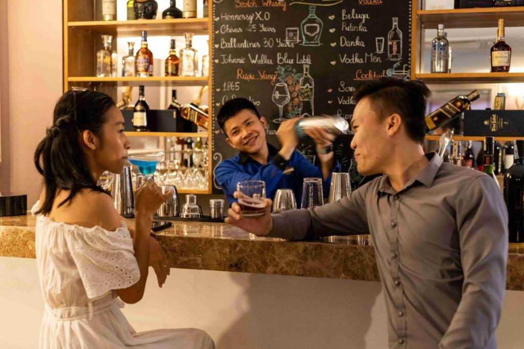 Marina Bay Côn Đảo Hotel: Vị trí, tiện ích, review, giá bán và kinh nghiệm đặt phòng