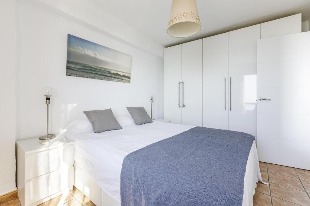Sea View & Beach View Appartement Torre Del Mar - 4