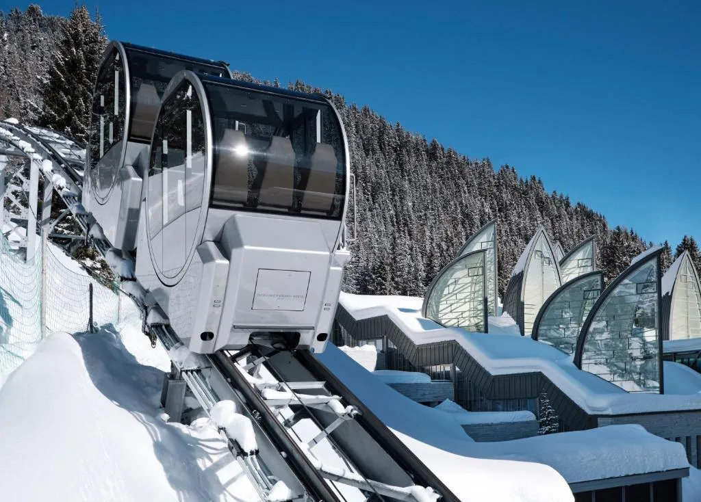 Tschuggen Grand Hotel - The Leading Hotels of the World, hotel en Arosa