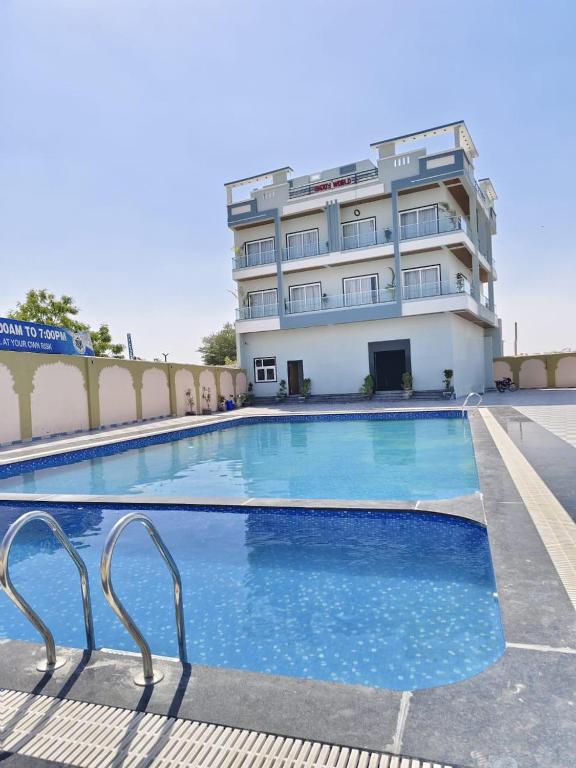 Enjoy World Resort, Jāmb