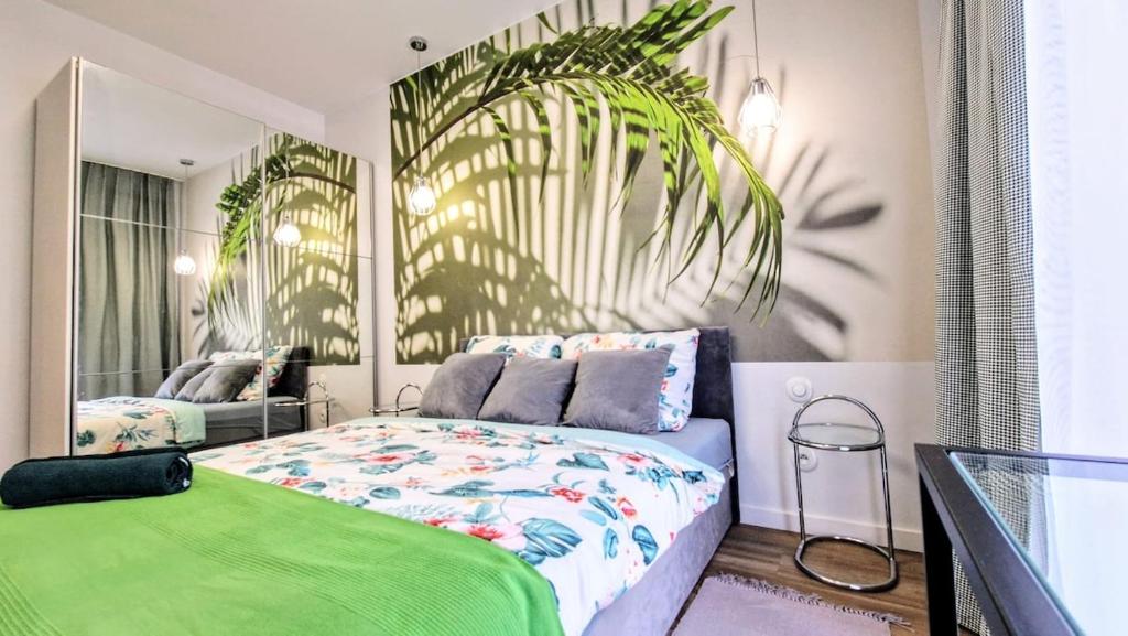 Very Stylish II & Secure Penthouse -Free Parking, Lodž