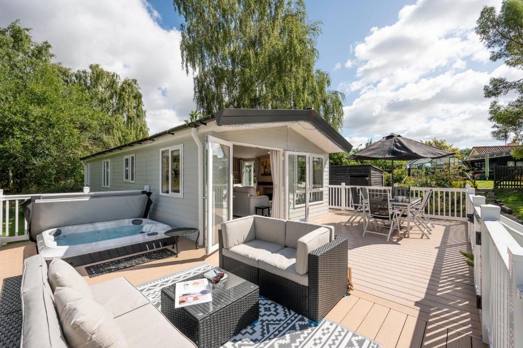 The Cabin, Ufford, Ufford