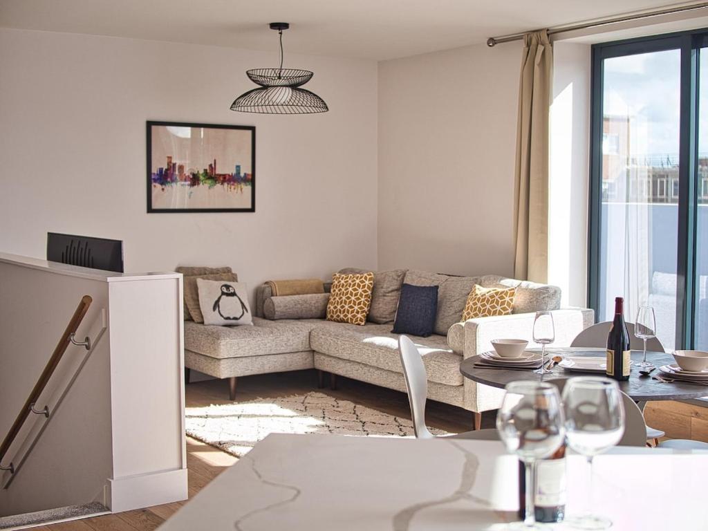 Penthouse Next to Mailbox 5 mins to New Street, Birmingham