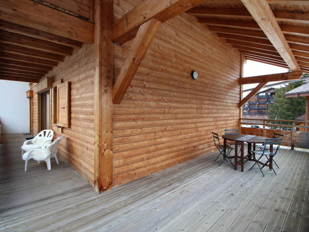 3 pièces cosy : Jardin, Wifi, Parking, 700m des pistes, 50m des commerces - FR-1-572-44 - 5