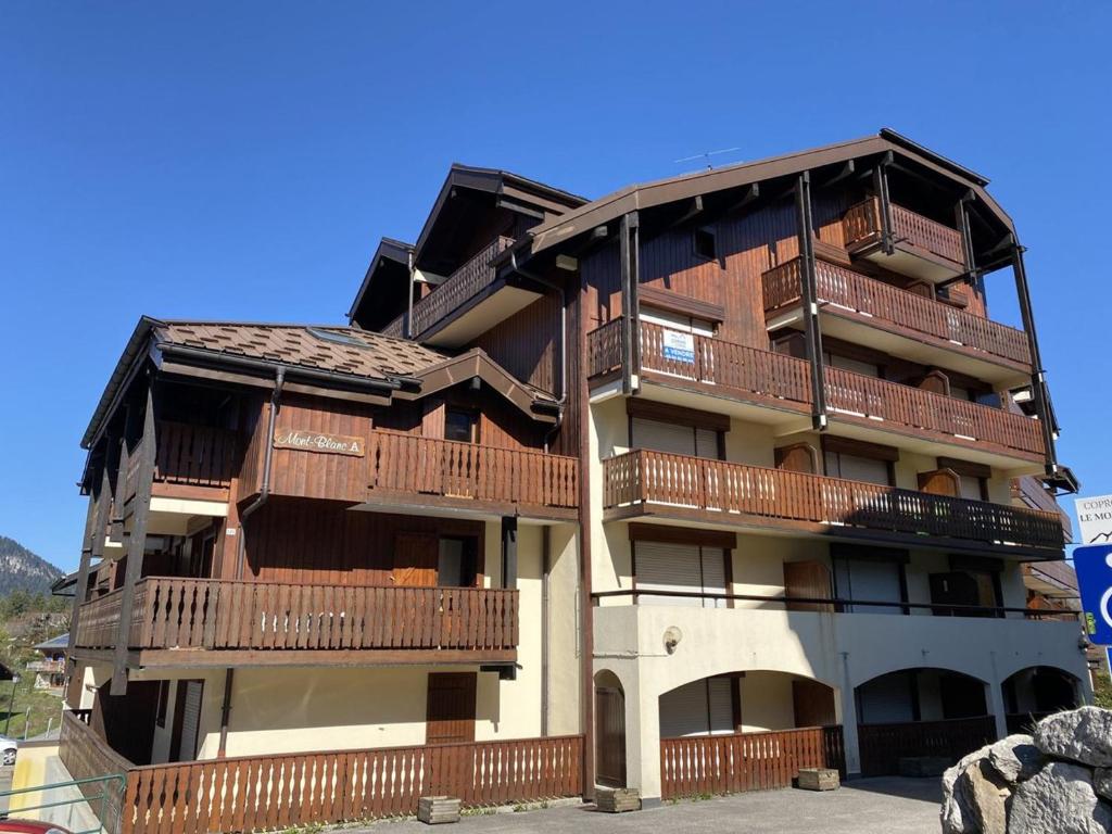 Studio 4 pers avec balcon, proche pistes et commerces, centre village - FR-1-572-165 - 4