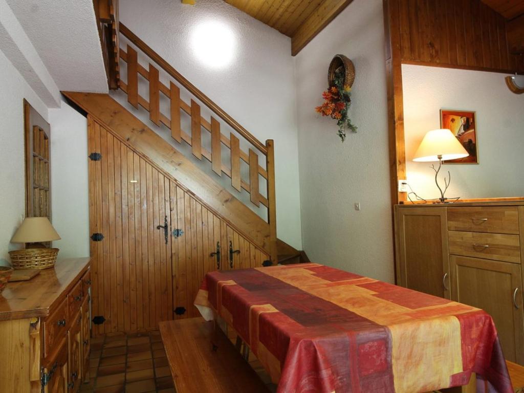 Appartement cosy 5 pers., pied des pistes, balcon est, proche commerces, parking & services - FR-1-572-94 - 1