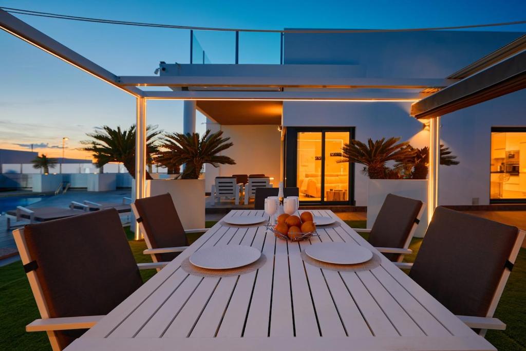 Luxury villa in Villa Martin - by Welcomely - 3