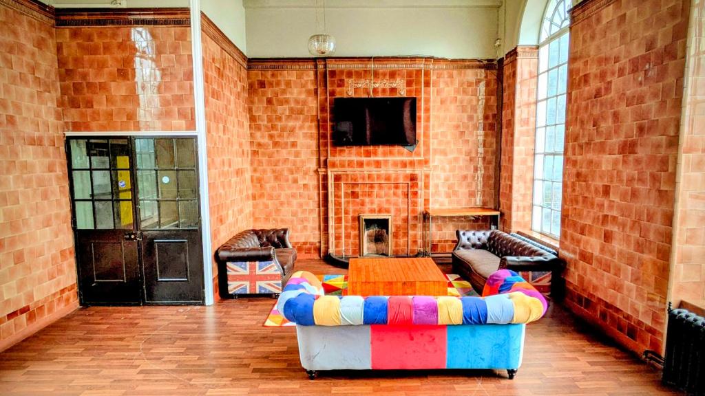 RestUp London Hostel