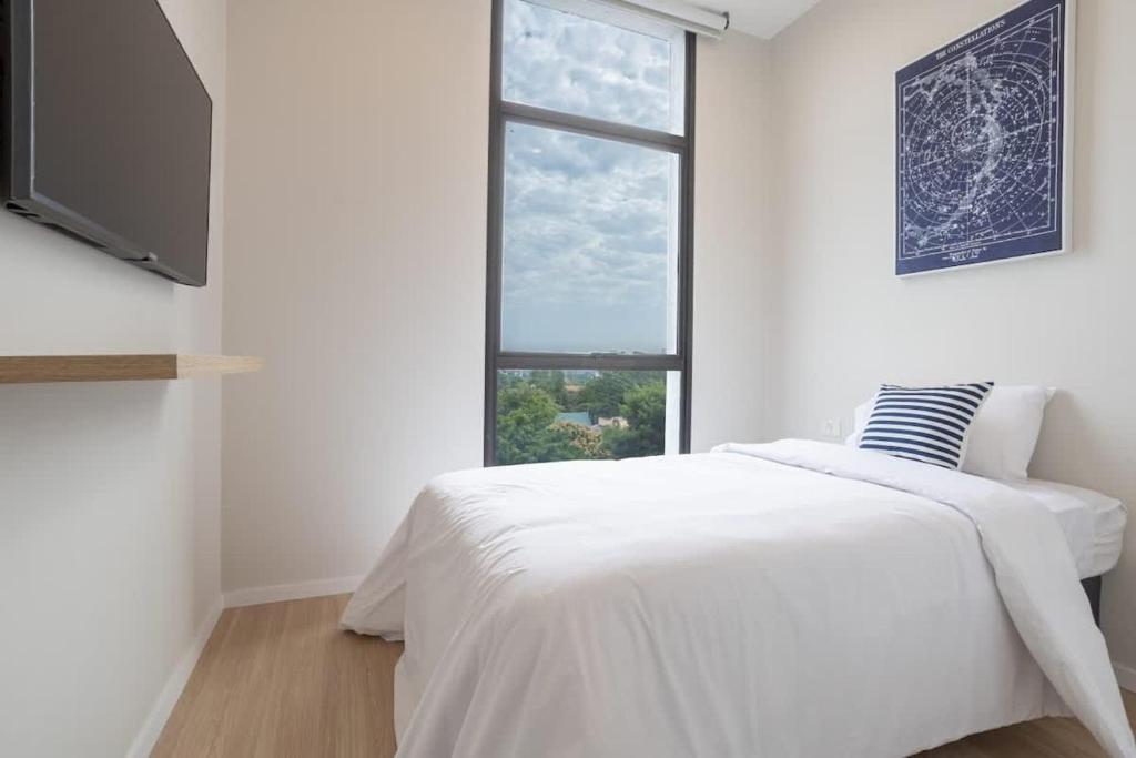 Hestia at Asuncion Cozy & Bright 2BDR - 5