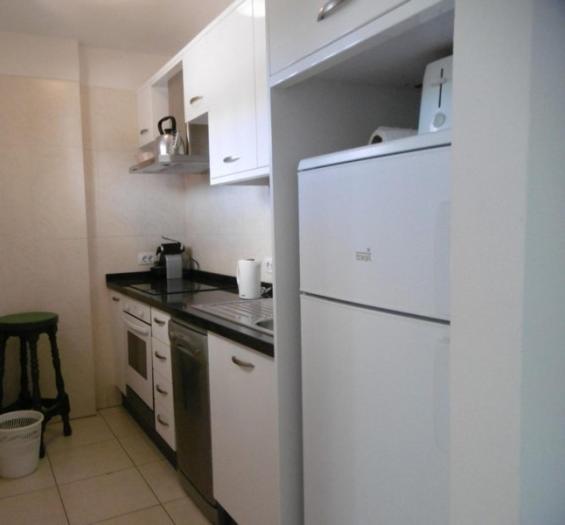 1 Bedroom Apartment Sea Views - 3