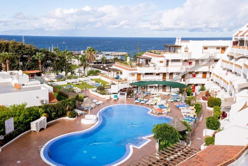 1 Bedroom Apartment Sea Views - 1