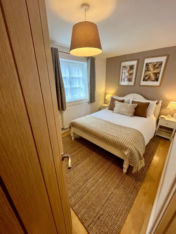 The Granary, Wonderful Riverside Accommodation, Bodenham