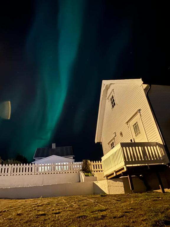 Charming, old house, former service residence, Tromsø