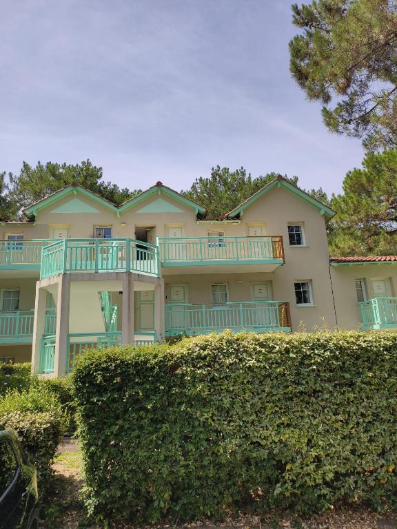 Ravissant Appartement 32m2 dans les pins, domaine du GOLF, entre lac et océan, piste cyclable, parking gratuit - 5