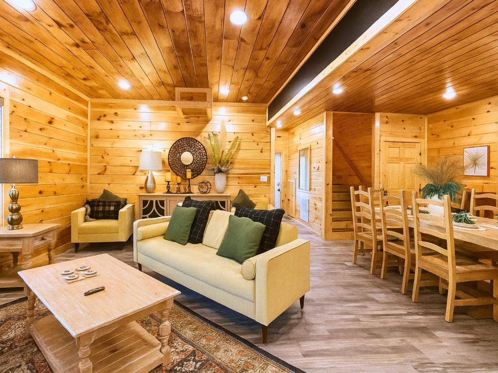 Cove Meadows, Pigeon Forge