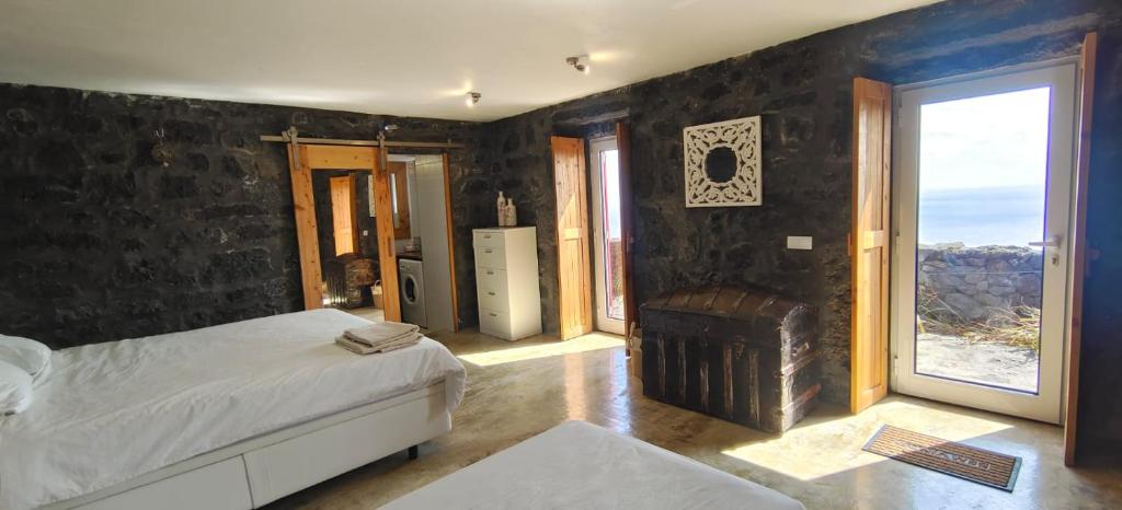 Bruma do Pico House, Lajes do Pico