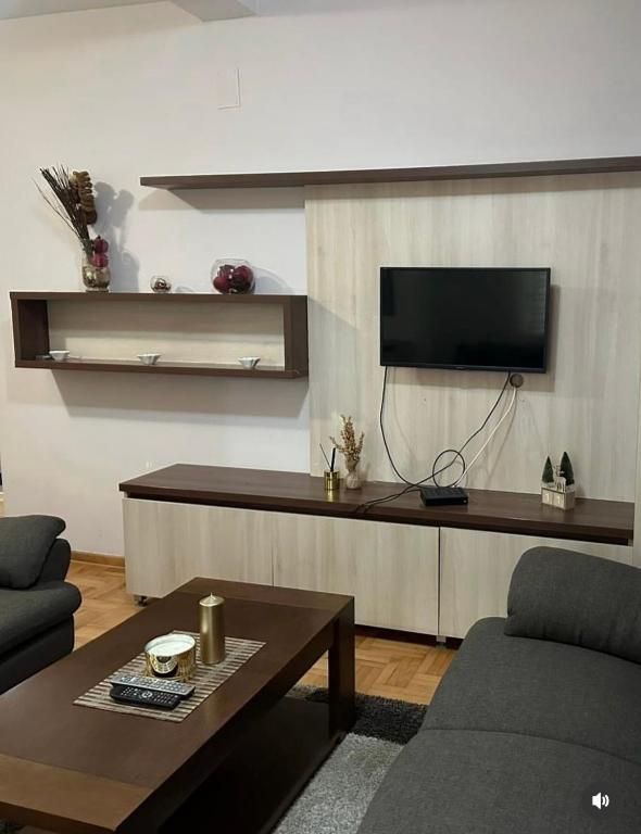 EL apartmani - 2