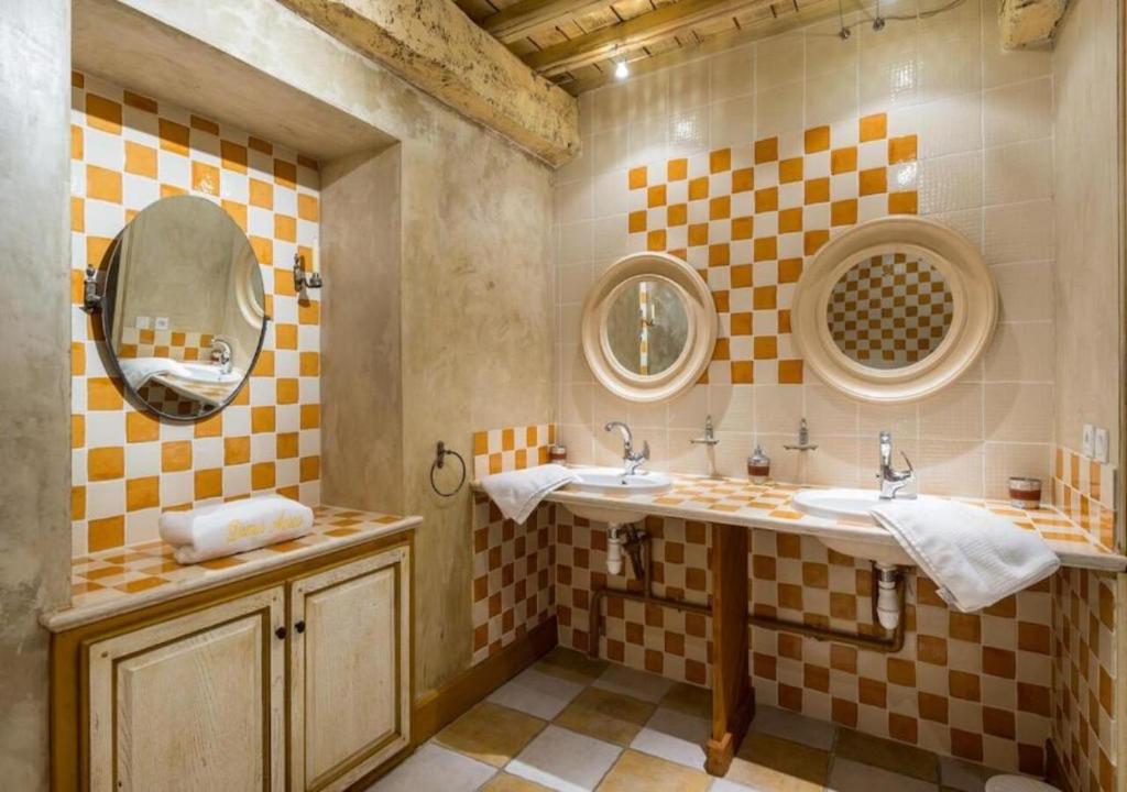 Les 3 Rêves - 6 pers Terrasse Parking, WiFi Accès Péage facile 10 min VIENNE - 5