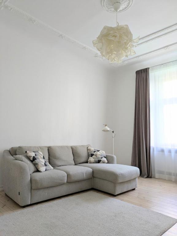 Spacious apartment in Center & Free parking, Riga