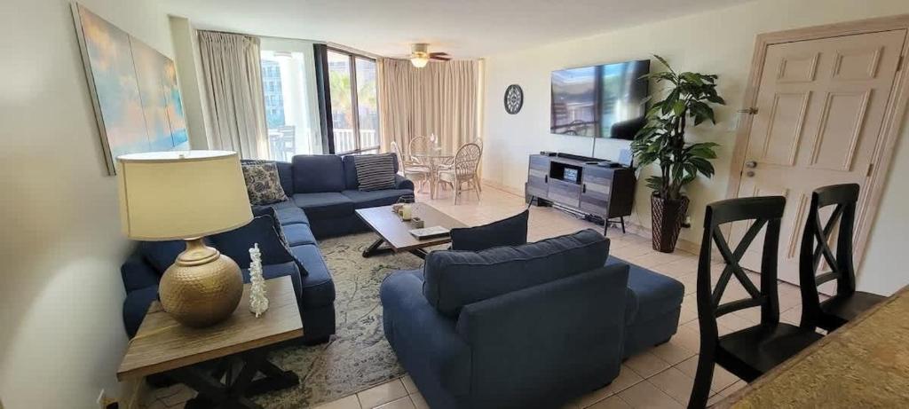 Beachfront Resort with Heated Pool Saida Royale 9039, South Padre Island