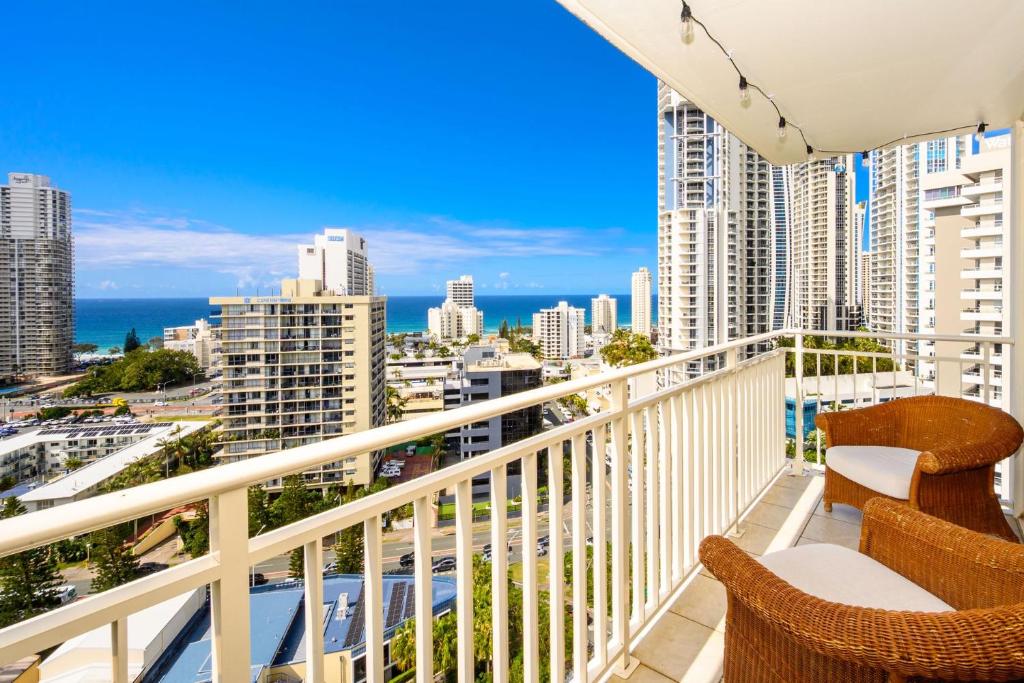 Panoramic water views Heated Pool, Sauna, Home theatre, Tennis court, Gold Coast