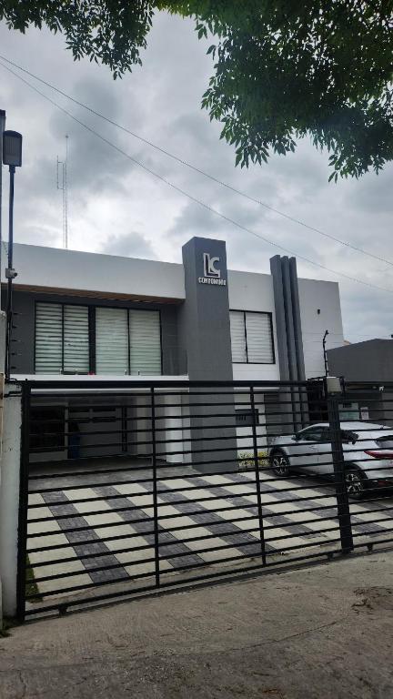 Suite Moderno cerca del parque - 1