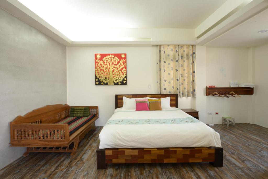 Home & Teak Residence 호텔 이미지 1