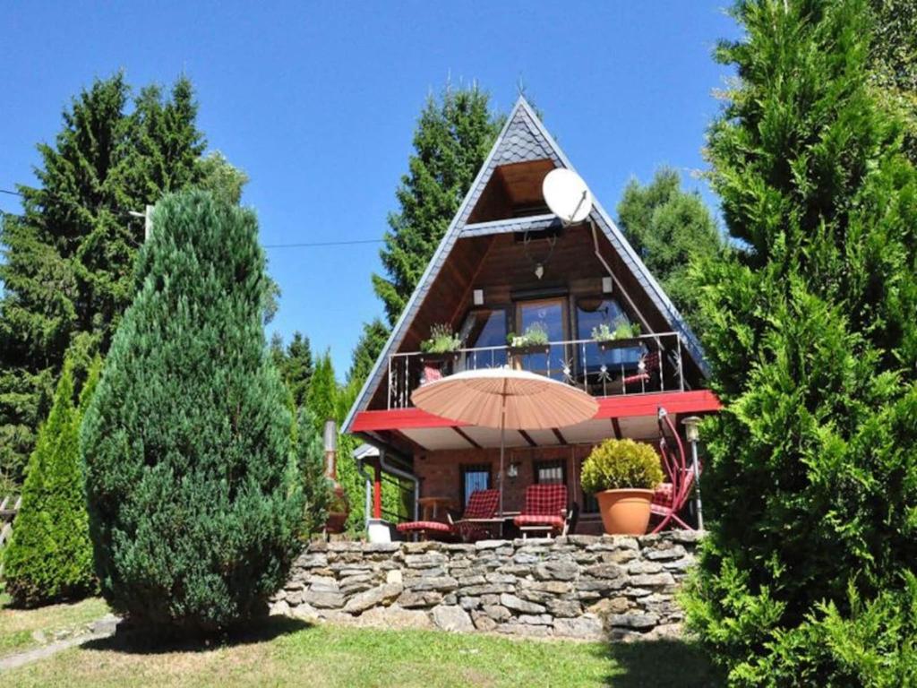 Cozy Forest Hideaway in Suhl, Suhl