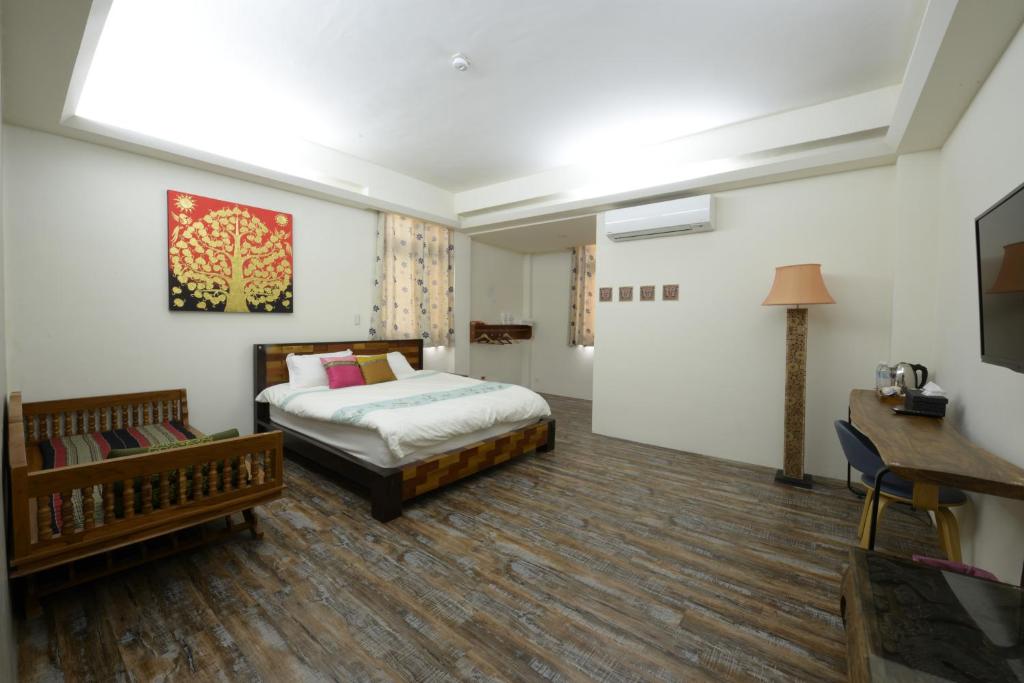 Home & Teak Residence 호텔 이미지 1