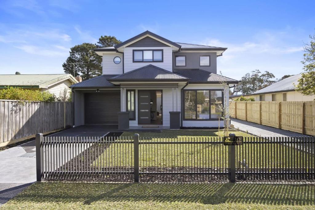 Seabreeze Haven 200m to Beach, Capel Sound