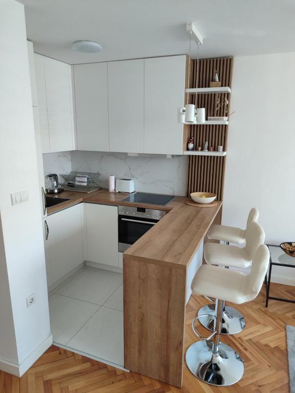 New Belgrade Cozy Base - 4